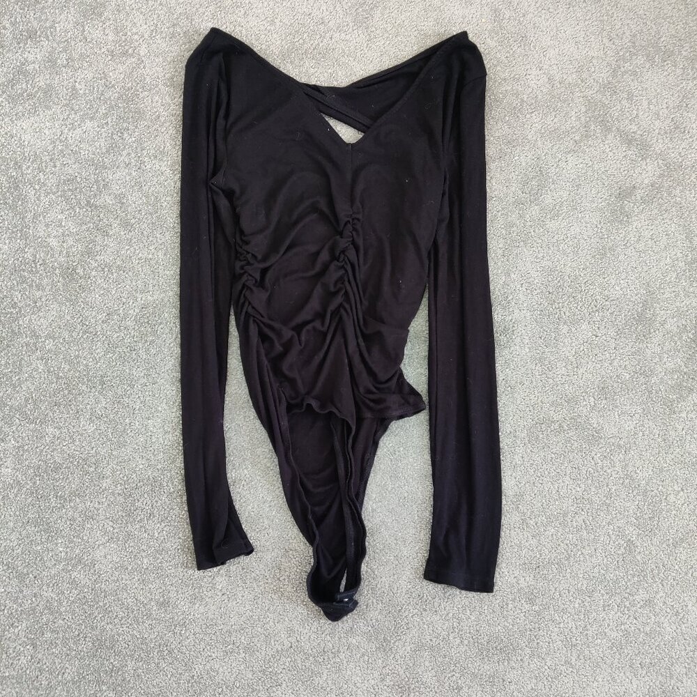 ASTR Women's Ruched Black Bodysuit Size Medium Comfy Casual Versatile Sexy